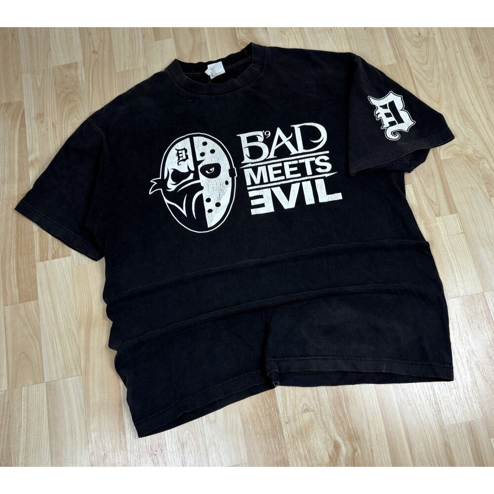 Vintage Y2K Bad Meets Evil Rap T-Shirt / Eminem / Size XL